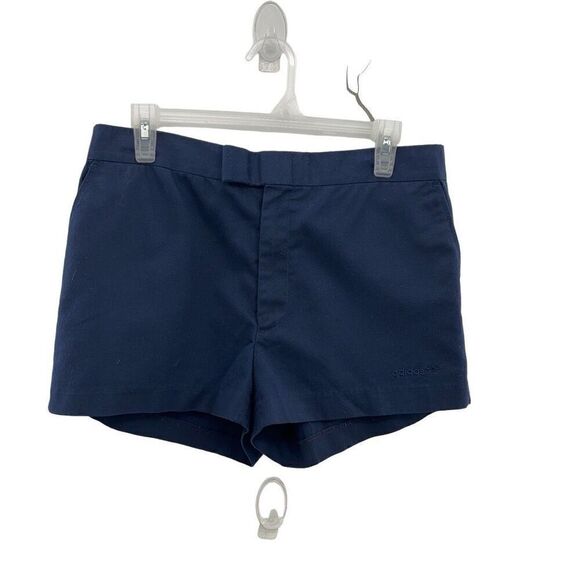 Adidas’s navel blue shorts - Picture 5 of 9